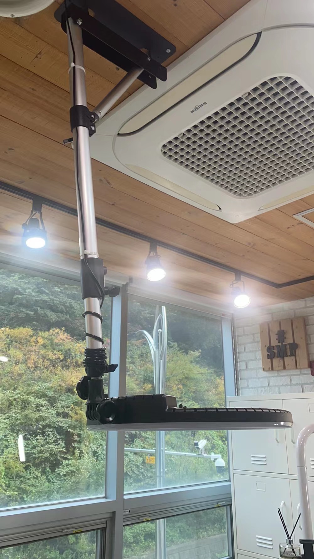 ขาตั้งไฟติดผนัง Fausto สำหรับถ - Ring Light 18 Inch Studio บทวิจารณ์และราคา